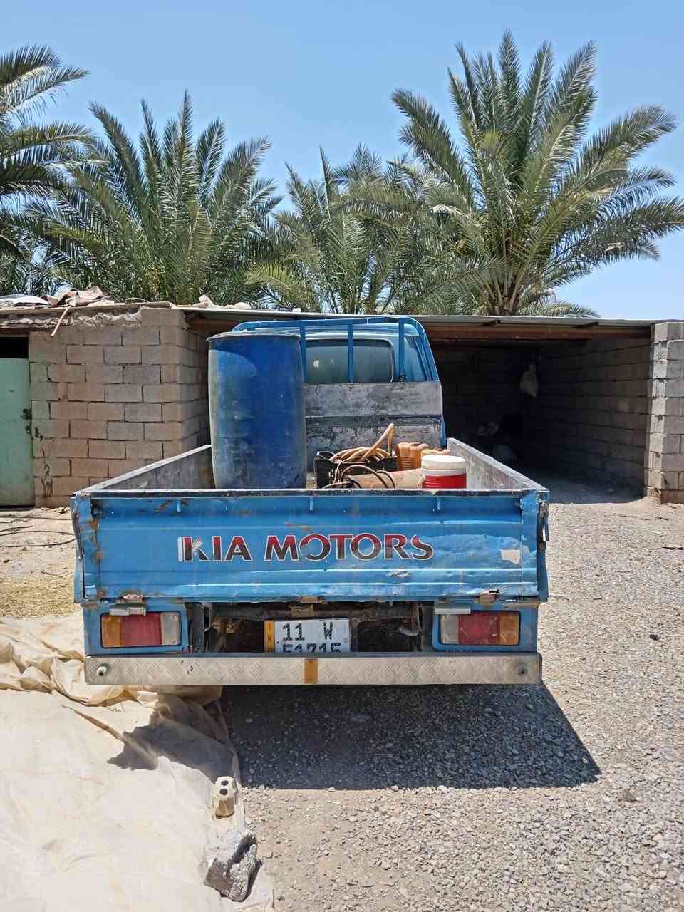 كيا ٩٣ رقم بغداد مجدده وجاهزه من كلشي لاستفسار أكثر ***********
