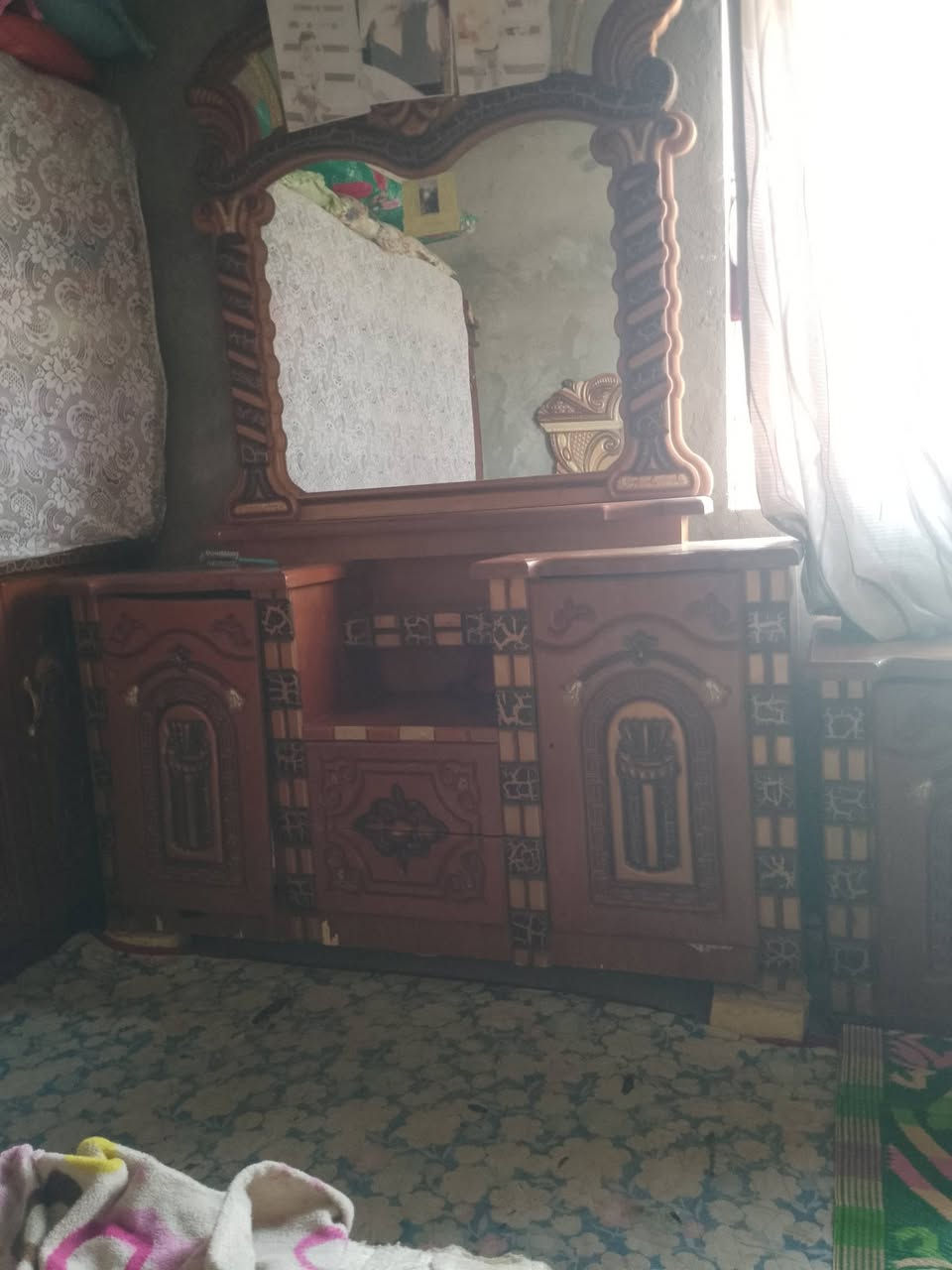 لبيع غرفه نظيفه مكاني ناصريه سعره 650 رقمي ***********
