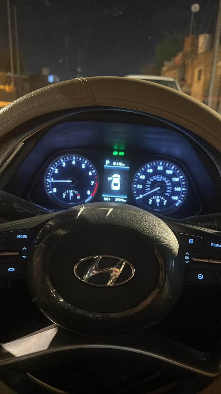 سلام عليكم  سوناتا 23 رقم بصره بسمي بصمه مكينه 2500 ماشيه 36 سياره جديده تبديل بنيد ابلادي بيهه رصعه بلبنيد ورصعه بلباب الورا زغار كلشششش مكان بصره شط العرب سعر 177 رقم جديد الماني الاستفسار ***********
