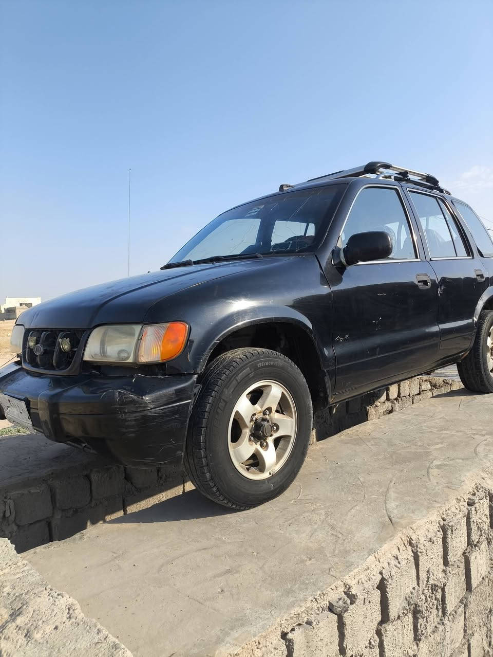 كيا سبورتج 2001
رقم بغداد
تخم تاير نص عمر 
كير محرك تبريد تدفئه كله شغال 
فقط الجام لا يعمل مشكله كنترول 
السعر35 وبي مجال قليل
تحويل ثاني يوم 
***********
