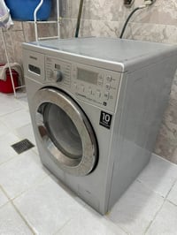 غساله فول اوتوماتيك نوع سامسونك باب اول صناعه تايلنديه حجم ٨ كيلو شغال...