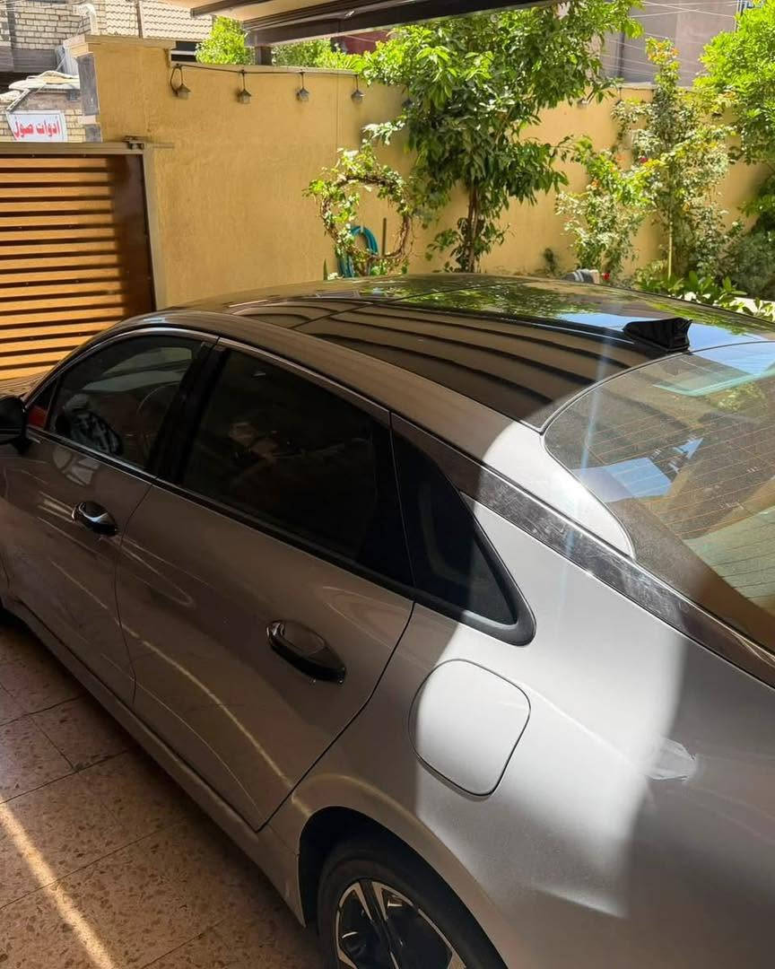 🚨 للبيع | كيا K5 GT-Line 2022 – فل مواصفات

📍 الموقع: بغداد – السيدية
🔥 سيارة جداً جداً نظيفة وما ناقصها أي شي

🛣️ الممشى: 54 ألف ميل
⚠️ الضرر: فقط شبر بالجنطة صبغ
📸 صورة الضربة موجودة ضمن صور المنشور

🔹 التفاصيل:
• 🛠️ المحرك: 1.6L تيربو
• ⚙️ الدفع: أمامي
• 🌌 السقف: بانوراما بالكامل
• 📡 الرادارات: 5 رادارات – نظام أمان متكامل
• 🛣️ تحديد المسار مع الرجوع للمسار تلقائياً
• 🤖 نظام اتباع المسار LFA
• 🛡️ مانع اصطدام أمامي وخلفي مع كبح تلقائي
• 👀 تنبيه النقطة العمياء + استشعار حركة المرور الخلفية
• 📷 كاميرا خلفية دوارة عالية الدقة
• 🔑 بصمة تشغيل + تشغيل عن بُعد بالريموت
• 📱 شاشة كبيرة تدعم Apple CarPlay وAndroid Auto
• 🖥️ عدادات رقمية Digital
• 💺 كراسي جلد GT-Line رياضية
• ⚡ كراسي كهربائية
• 🏎️ ستيرن رياضي D-Cut
• 📲 شاحن وايرلس
• 💡 إضاءة LED بالكامل مع العالي التلقائي
• 🛞 رينجات GT-Line 18 إنچ رياضية
• 🏁 مودات قيادة متعددة: Sport / Normal / Smart / Custom

✨ الإضافات:
• 💡 LED داخلي للأبواب والدشبول
• 🛞 تخم تاير جديد
• 🎨 دهن كامل أدنول
• ⛽ بانزين كله محسن
• ✨ السيارة جداً جداً نظيفة

📞 رقم صاحب السيارة: ***********

💬 لمعرفة السعر، علّق (1) ويتم الرد عليك تلقائياً.

⚠️ ملاحظة: الصفحة مخصصة لنشر السيارات فقط، ومالها علاقة بأي اتفاق أو تعامل يتم بين البائع والمشتري، وبالتوفيق للطرفين.

#كيا #K5 #K52022 #GTLine #كيا_K5 #سيارات_بغداد #سيارات_العراق #سيارات_للبيع #السيدية #توب_كار_IQ
