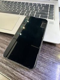 ايفون XS • ٢٥٦ • بطارية ٧٥٪