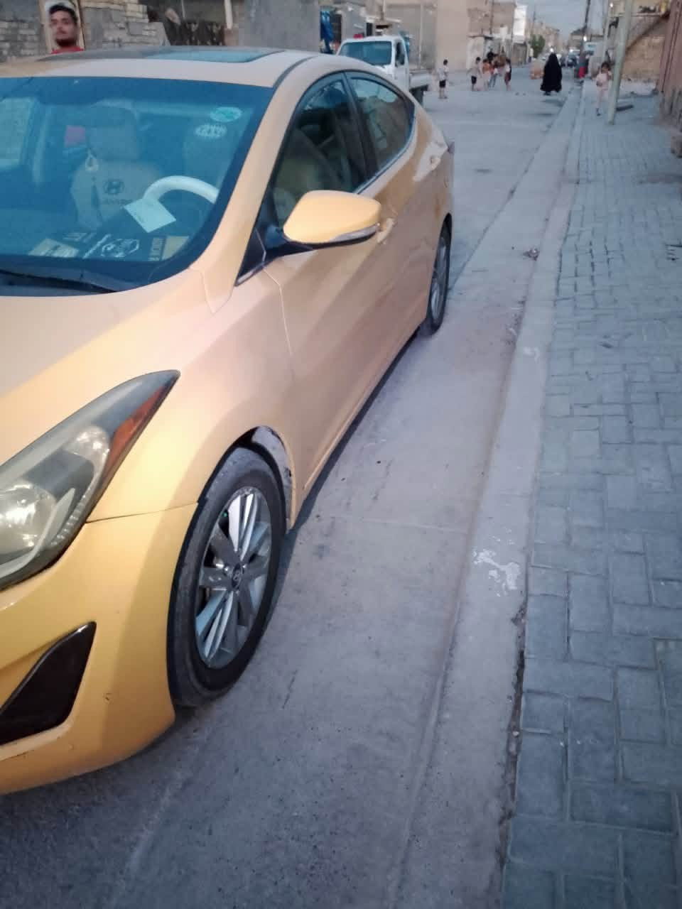 السلام عليكم
الإنترا للبيع السعر 100
مديل 2016 سونار مرفق بلمنشور 
فول موصفات بصمه فتحه 
وباقي المواصفات معروفه
رقم بغداد تحويل مباشر 
وارد أمريكي ليبل واحد حادثهه
صندوك مكلف بنشر  مكان بغداد العبيدي 
الاتصال
***********
