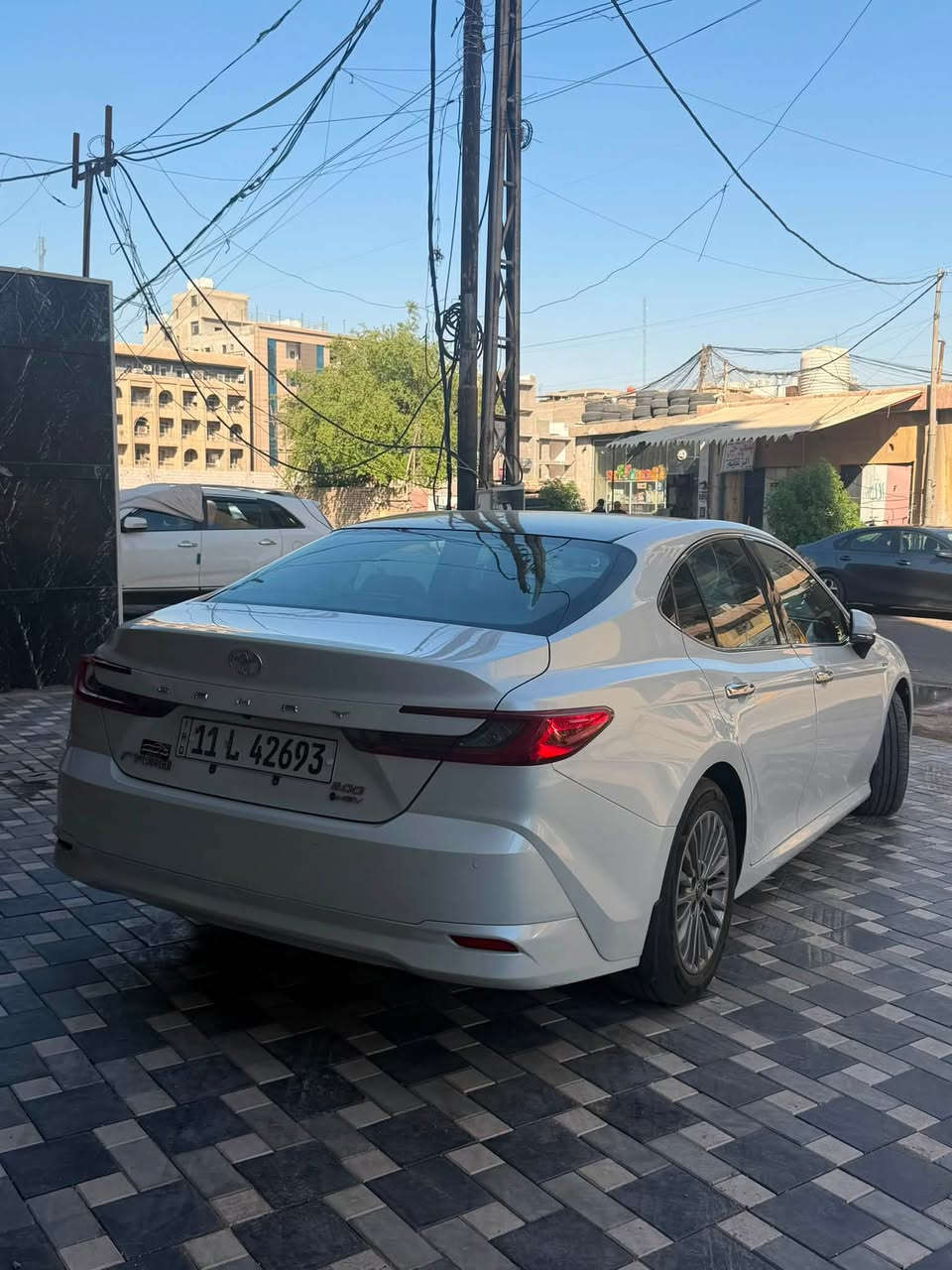 كامري 2024هايبرد
خليجي فول 1/1
عداد المشي :50km
بقوة 215 حصان
بانوراما زجاج
‏AIR BAG 8 عدد
حساسات أمامية
حساسات خلفية
لايت زينون
كشافات
حجم الاطار 235/45R18
ويل كب 18
قبضات أبواب من الألمنيوم
مفتاح التشغيل بصمة
شاشة كبيره مع كار بلي
كاميرا دوارة
الانارة الداخلية LED
المقاعد لون قرميدي جلد اصلي
حركة مقعد السائق كهرباء والراكب 
تتسع المقصورة ل 5 ركاب
Cruise مثبت السرعة
المودات والأوامر الصوتية
Drive Mode أوضاع القيادة
المرآة الوسطية أوتو دم
فحص أنظمة السيارة
حساسات ضغط اطارات
مقود جلد 
 تبريد شاشة
قطعتين تبريد
هاند بريك بصمة
داتا شو 
ملاحظه
* يوجد تعديل بارد جاملغ خلفي جهت سايق فقط 
للاستفسار ***********

