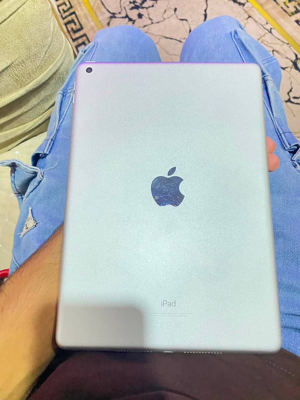 ايبد 9للبيع ما مبدل بي اي شي هاذا رقمي ***********
