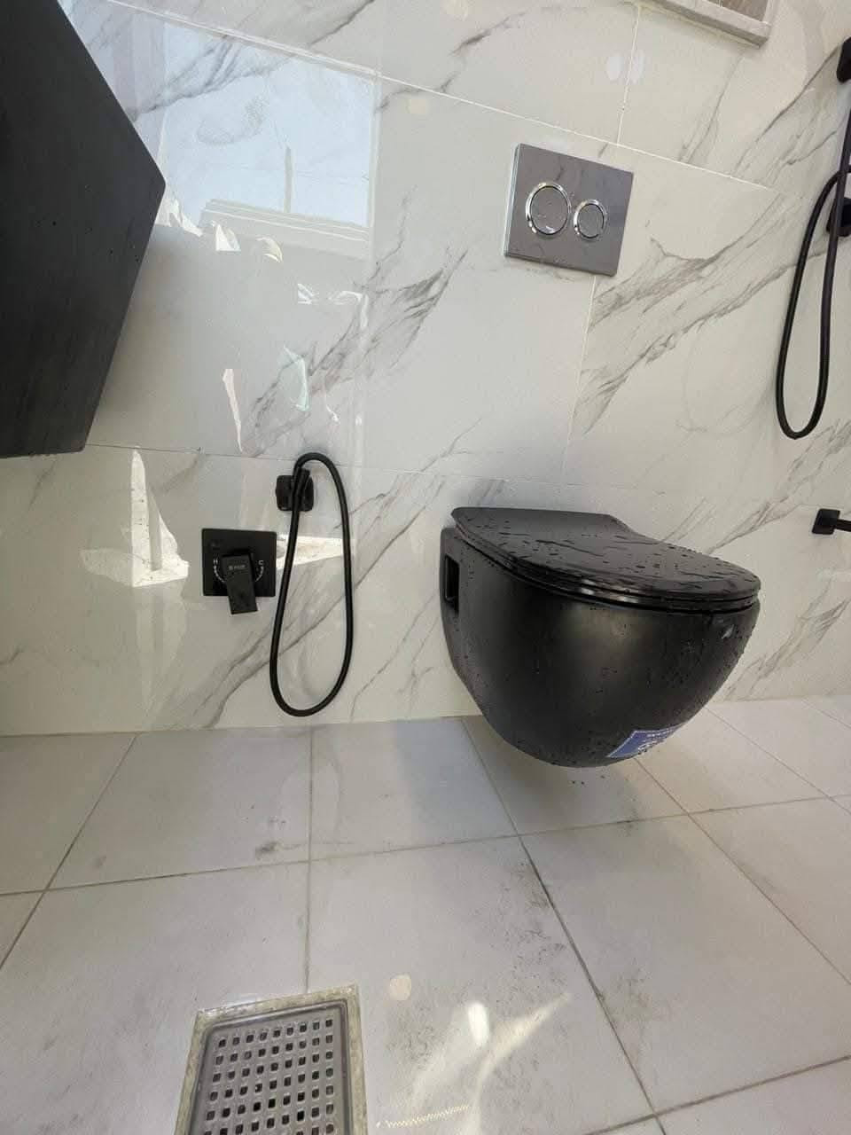 تأسيسات صحيه ماء ومجاري تقطير سبالت غاز شلالات كربلاء ***********

