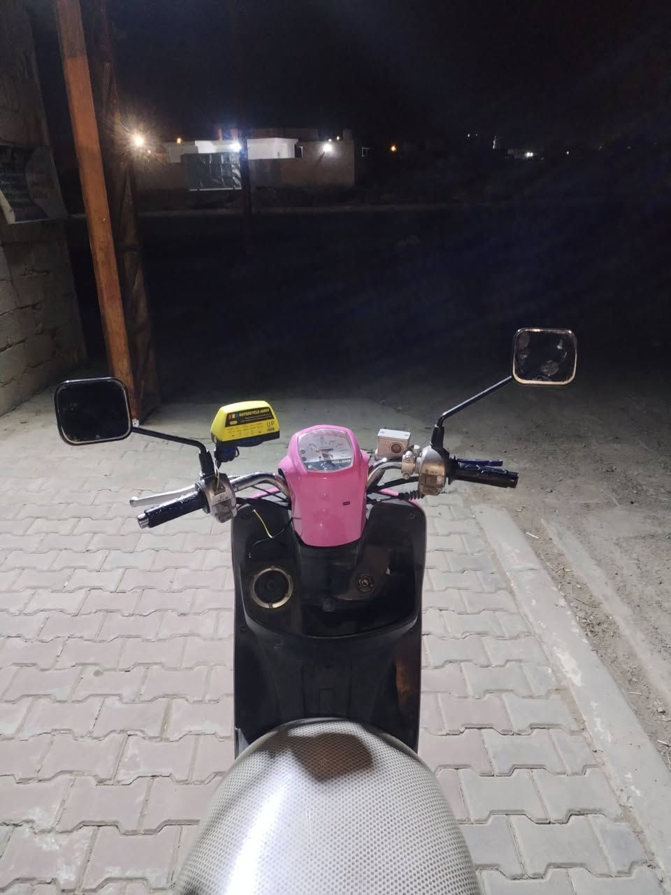 بوليس • كاربريتر • بلادي