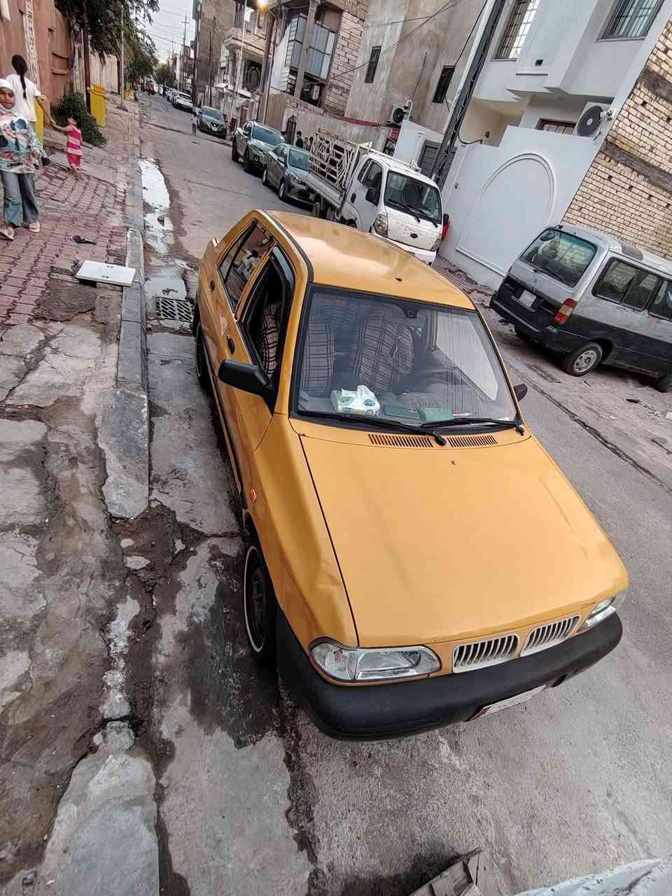 السلام عليكم ورحمة الله وبركاته سايبا موديل ١٥ للبيع معمره ومصبوغة عام جمالية حداديه السيارة مامتعوبة مامشتغلة تكسي استخدام شخصي مكينة وگير برايت توني شادهن رقم بصرة حرف (ر) بأسمنة السعر المطلوب (٢٥) قفل🔒 مكان السيارة بالبصرة الشراري يتصل *********** مهند محمد
