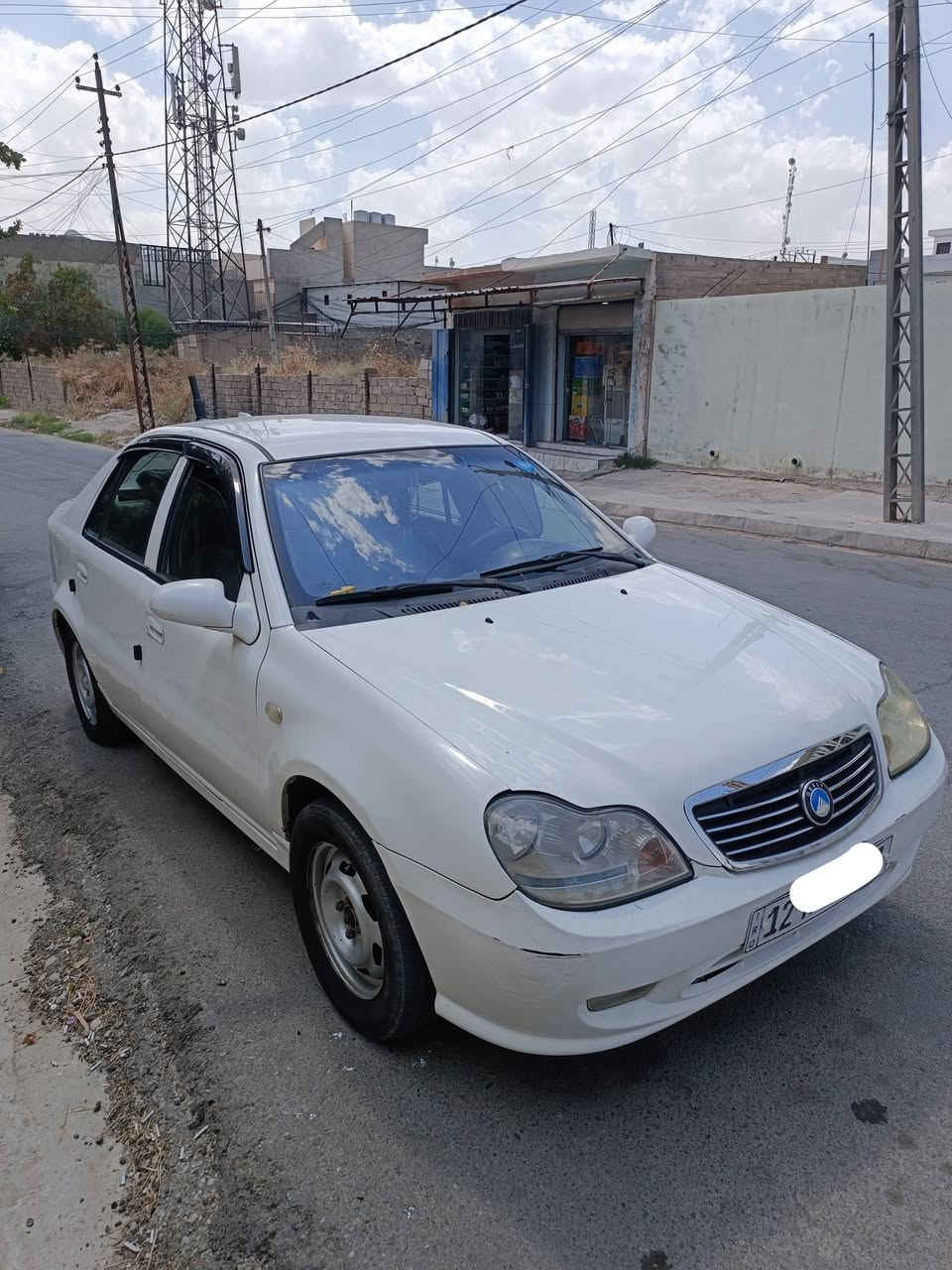 السلام عليكم  ..
للبيع ...
سي كي كصة جديدة شرط كير مكينة بلادي تبريدها ثلج طخم جديد شاشة كامرة ماشية 163 ضررها موضح بالسونار سعرها 57 بيها مجال بسيط السيارة باسمي رقم وهزة جدد بيها كوبون  تحويل فقط  للتواصل  عالواتساب مكانها موصل حي الرفاعي ***********

