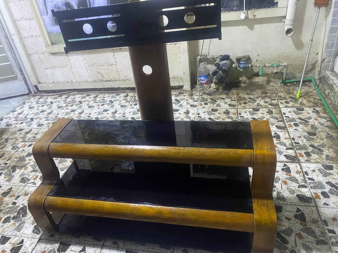 ميز بلازما • اكبر حجم • درجة اولى