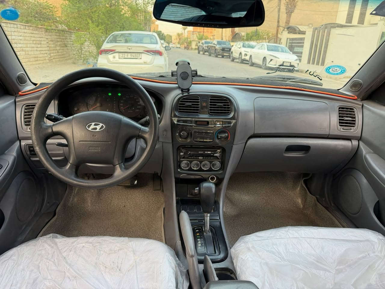 للبيع سوناتا موديل 2001،،،صبغ عام. تبريد ثلج. كير اوتو. محرك اربعه سلندر. سياره كلش نظيفه. داخل نضيف رقم بغداد سبب البيع عندي بناء سعر 55 بيها مجال مكاني بغداد كراده رقمي ***********
