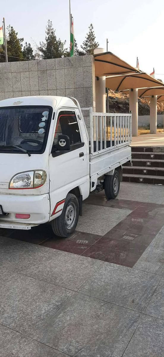 بيكاب فاو • ٢٠٠٦ • طوز خورماتوو