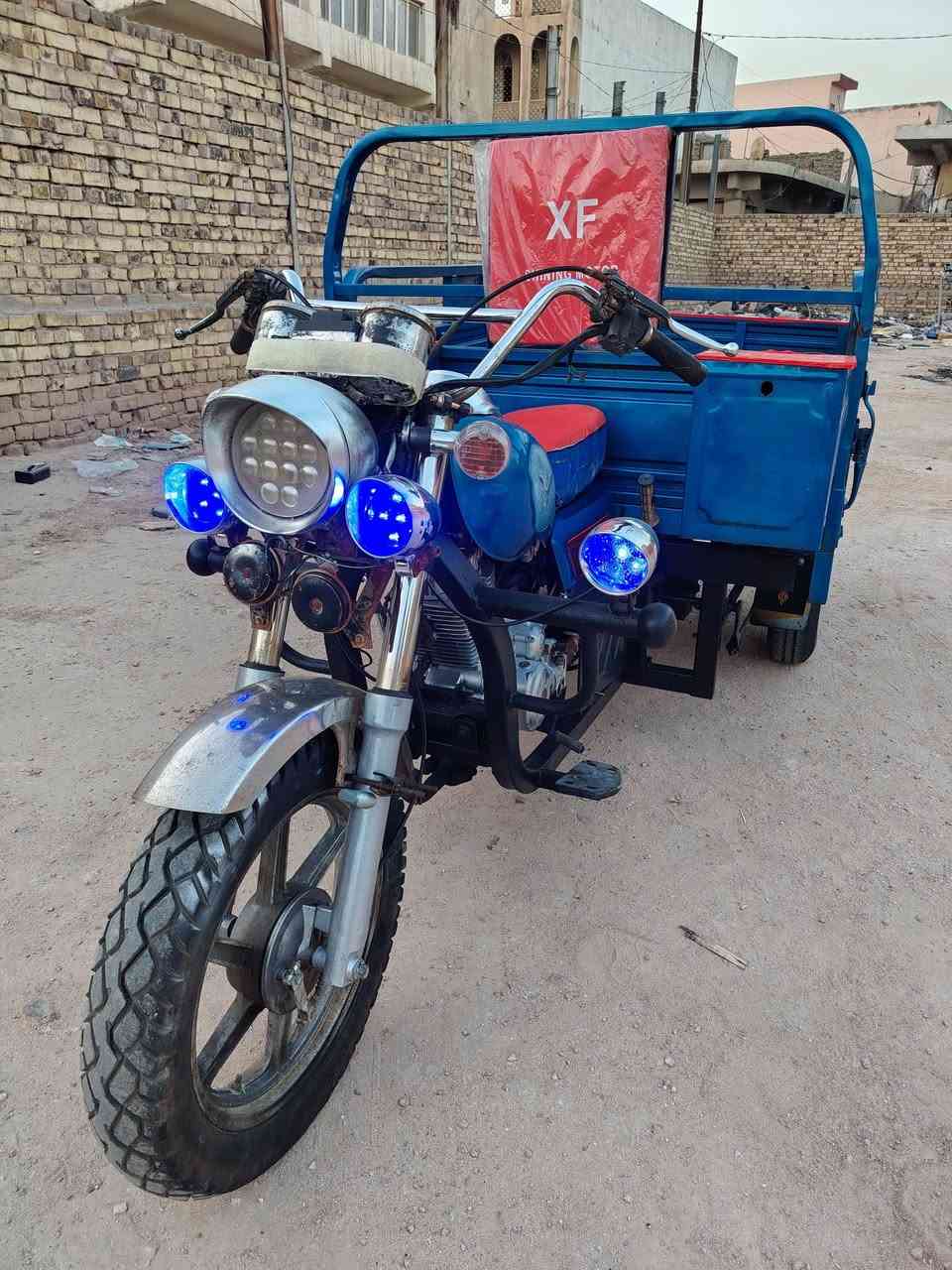 السلام عليكم ستوته صقر مديل ٢٠١٨ مكفوله كفاله عامه شاصي وركبه محرك جديد ٢٠٢٣ كير بوكس جديد كفاله تخم كهربائيات جدد تخم تايرات جوبلس دراجه نضيفه ربع معايزه لا لحيم لا خياس مصبوغه صبغ حراري عن آثار الجرد لا أكثر وهذا رقم الولد مكلف بالنشر خاص مااجاوب مكانها ديوانيه ***********
