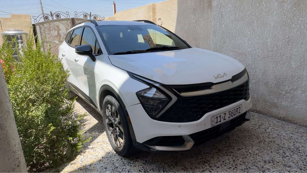السلام عليكم 
سبورتج 2023 

 مواصفات وارد أمريكي حادثها قطعتين صبغ وبارد قليل  مال بيت استخدام شخصي باسمي تحويل مباشر ماشيه 90 كليو متر  السياره ما بيها اي نقص جاهزه للاستفسار ***********  مكاني بغداد

السعر 185 بغداد, العراق
