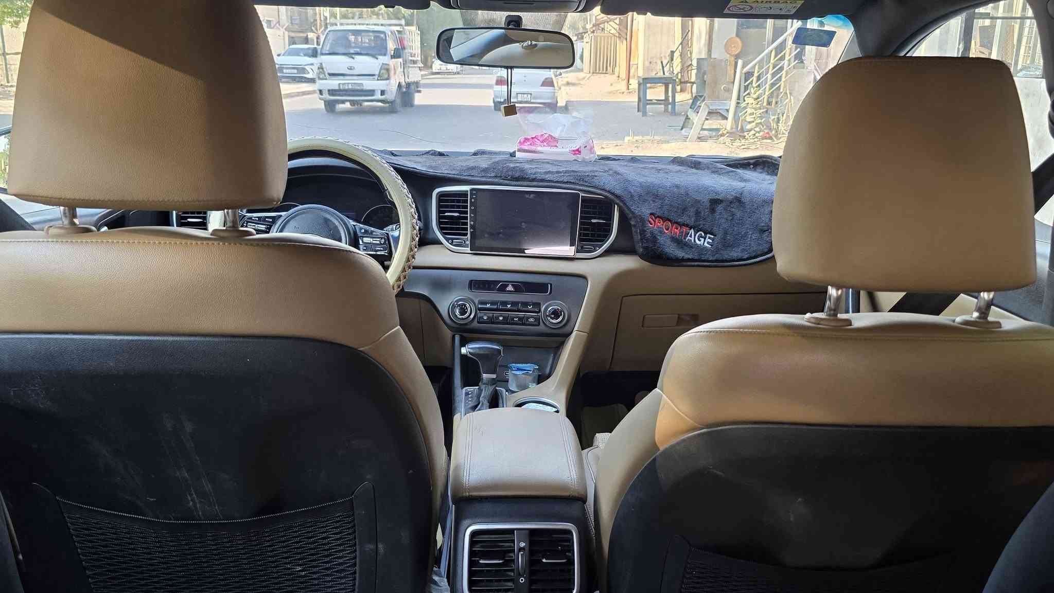 السلام عليكم كيا سبورتج خليجي  موديل 2019 رقم بغداد بأسمي للبيع او مراوس حسب القناعه  ماشية 100 الف ع اي وحدة من الشركة مكينة كير كفاله مكينة 2000 دوش قتصادية سيارة جديدة وجاهزة بيها شبرين صبغ فقط باب السائق   السعر 172 مكاني بغداد للاستفسار *********** / ***********
