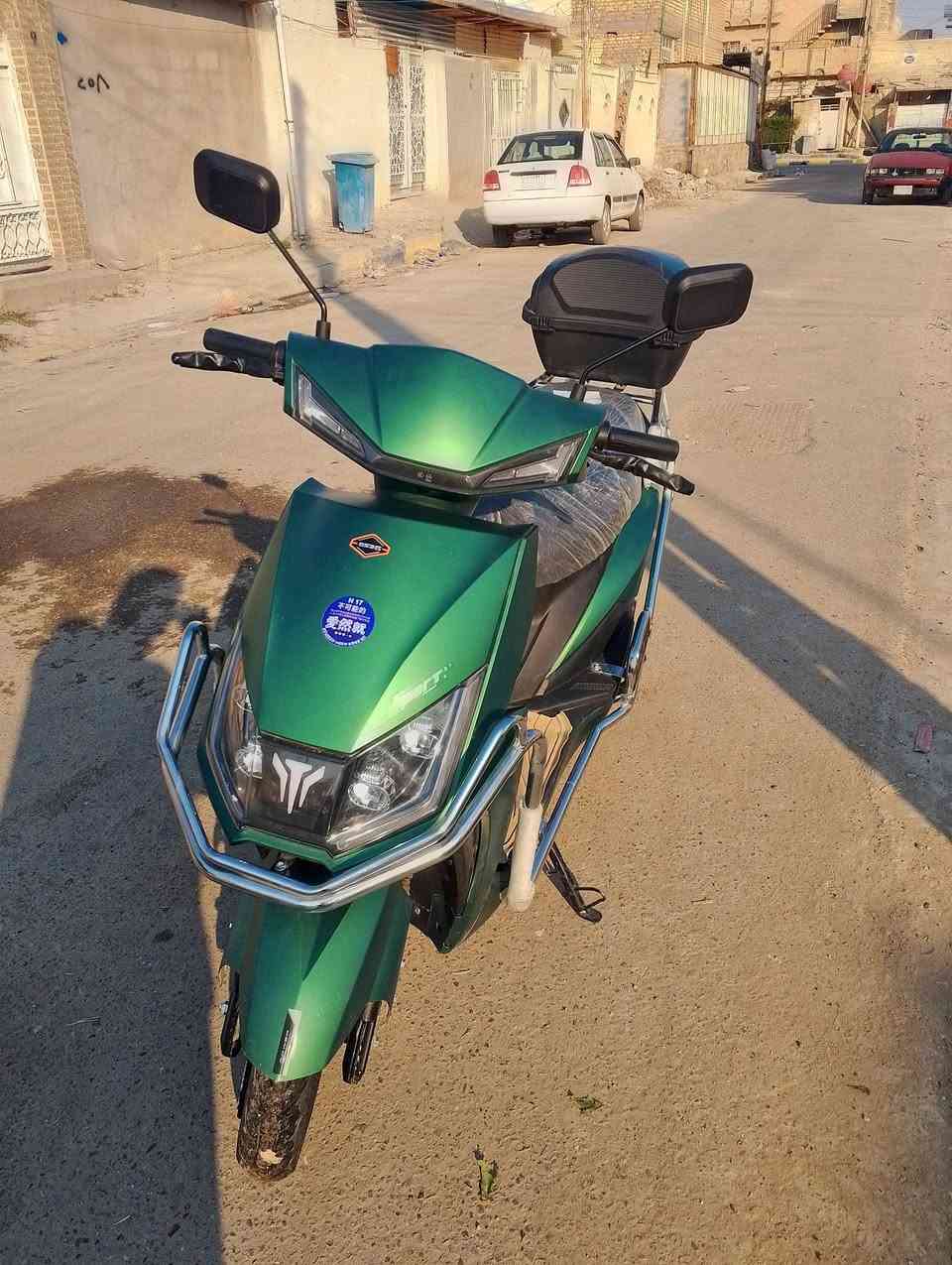 سكنس مدرعة • ٤٠كم/شحنة • ٦ بطاريات