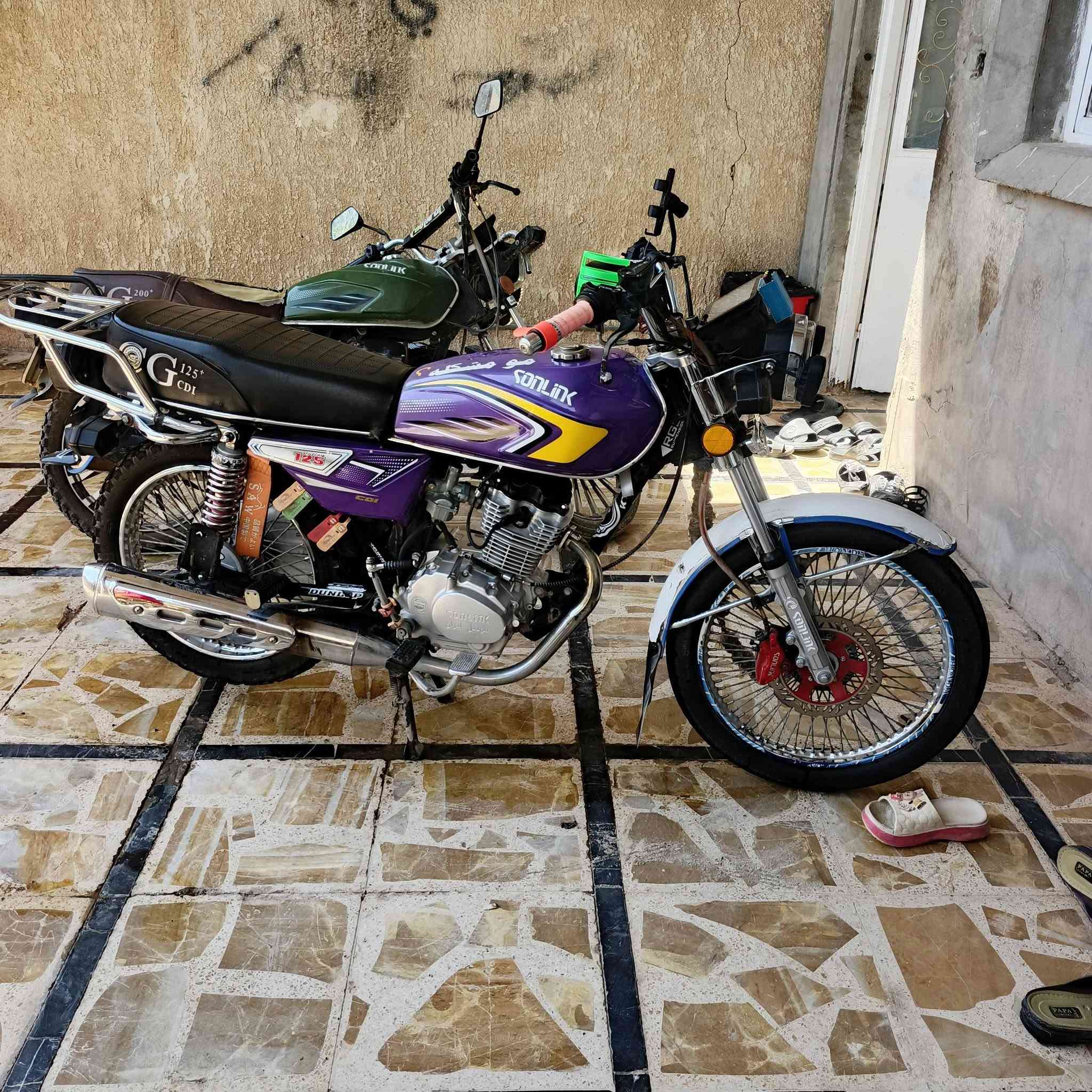 السلام عليكم دراجه للبيع تايجر سعر 650 وفيها مجال***********
