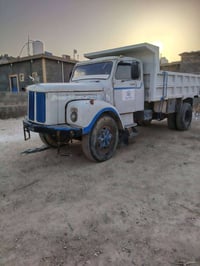 سكانيا • ١١١ • شاحنة