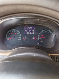 تيكو ٢٠١٣ رقم بغداد انكليزي السنويه تنتهي ب ٢٠٣٠ السياره بسمي بدون حاد...
