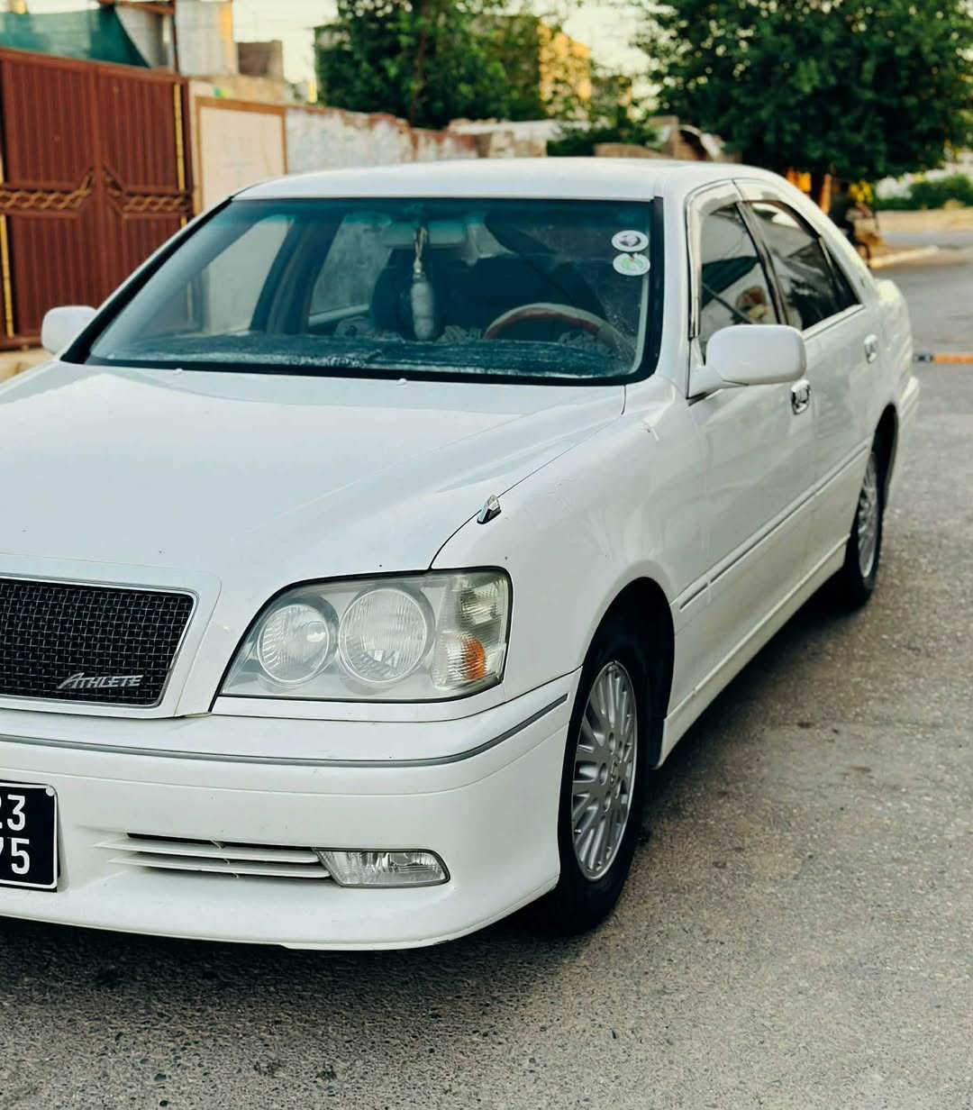 مەلیکە بۆ فرۆشتن ٢٠٠١ ساخ 🚗
(كؤد دار)✅
٢ پارچه ئه ورپاى هه يه له گه ل 
يه بستيك بى داعم         
 دیفۆری گەورە و                             2دوگمە
پێش ى عوين پشتى عادى 
سوکان کارەبا                                 ٢ کوشن کارەبا 
ئاوینە کارەبا شەفت هیتەر
تەبرید سارد و گەرم بەشەرت ❄🌟
پێشی کامل زینون ☄️
داشبل نجف
شوێن چەچماڵ 
ژەماری موبیال/***********
سعر52گەڵا ماعملە

