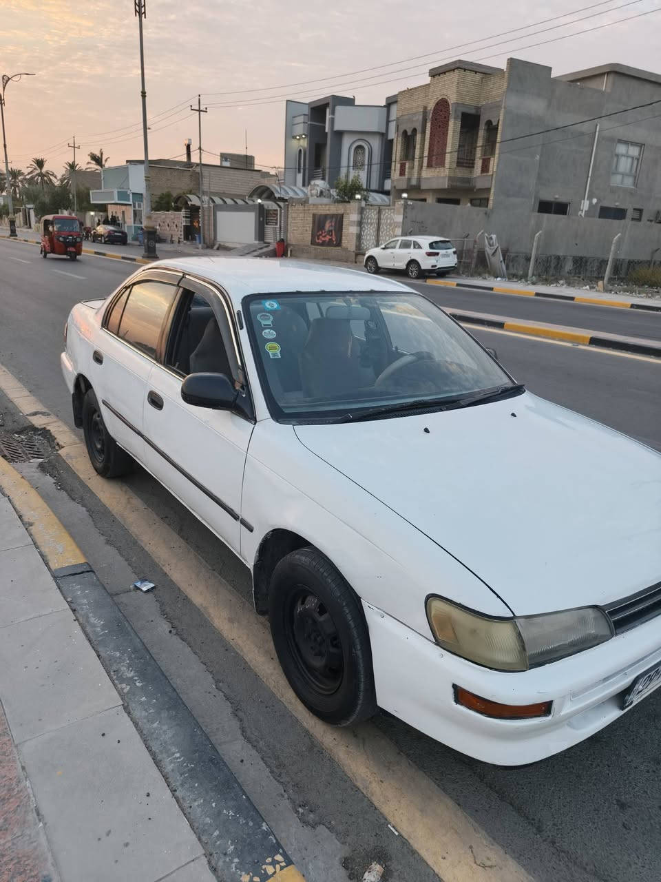 السلام عليكم كورلا موديل 1991 رقم واسط انكليزي بسمي  مشروع وطني سنويه لغايه  ال 29  تحويل مباشر مكينه وكير حاويه  كفاله شرط السياره جاهزه من  حداديه خلفي امامي جدد تخم تاير  غرفه   السياره كلها جديده مكفوله من الأصوليات والشرعيات كهربايات كلها شغاله أربع جام شغال  كيجات سياره جديده وجاهزه وكل نقص مابيها المكان واسط
السعر 46 وبيها مجال قليل للشراي
للأستفسار *********** مكاني واسط قضاء الحي
