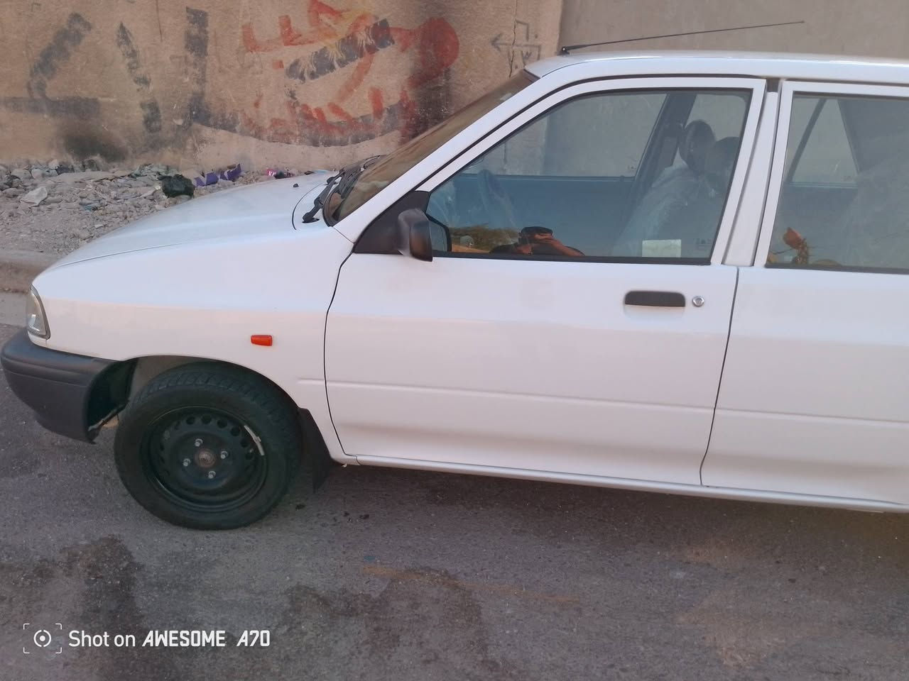 , السلام عليكم سايبه خصوصي موديل 2025
رقم بغداد باسمي تحويل ثاني يوم  ماشيه 27  السياره كفاله عامه 
مكاني بغداد جسر ديالى ,***********

السعر  68$
