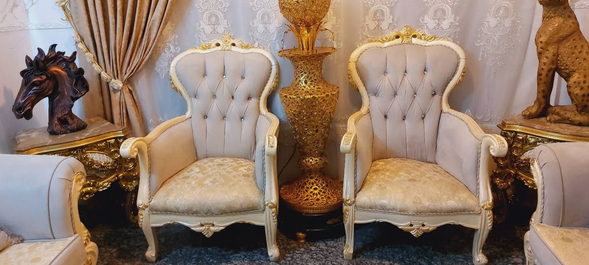 تخم زان تركي عشر مقاعد مع طبله وسط بغداد الشعب ***********
