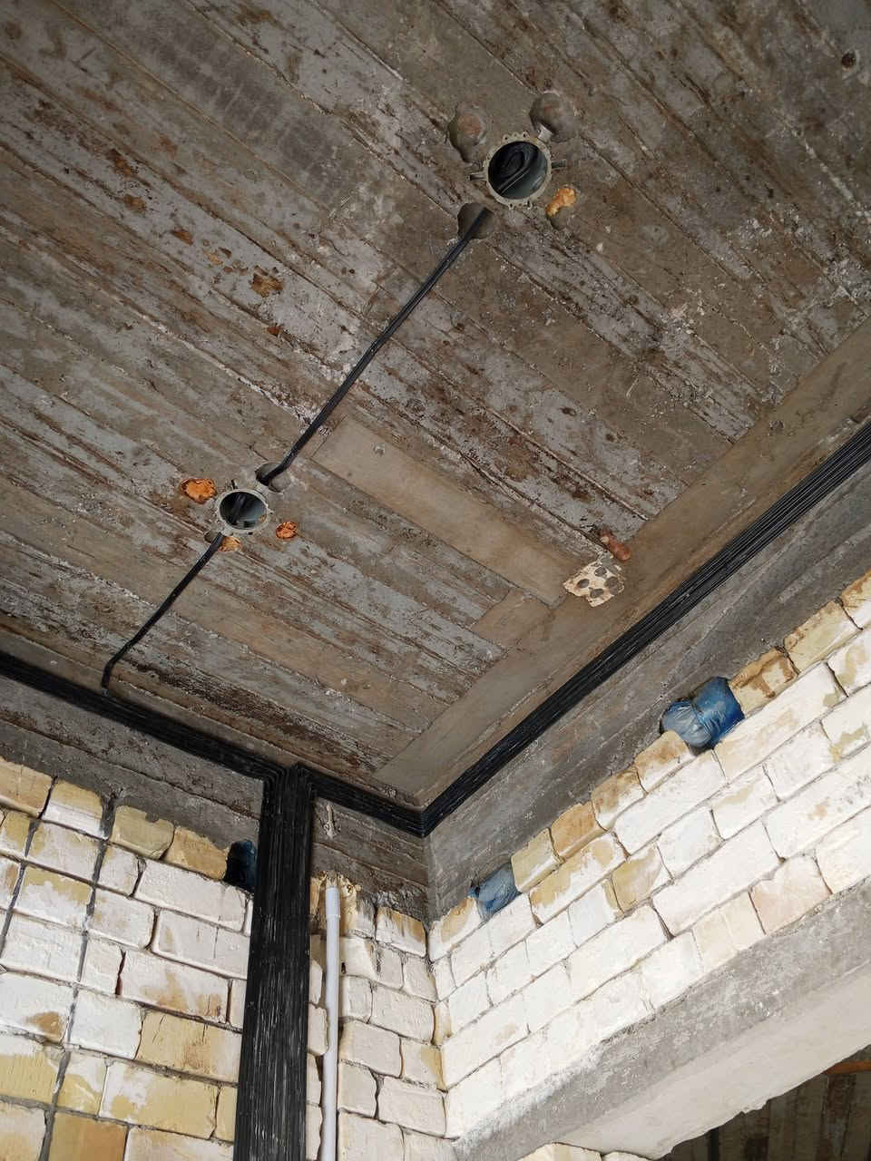 كهربائي • صيانة • واتساب