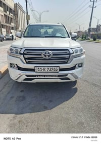 لاندكروز بريم • ٢٠١٧ • ١٠٤ الف