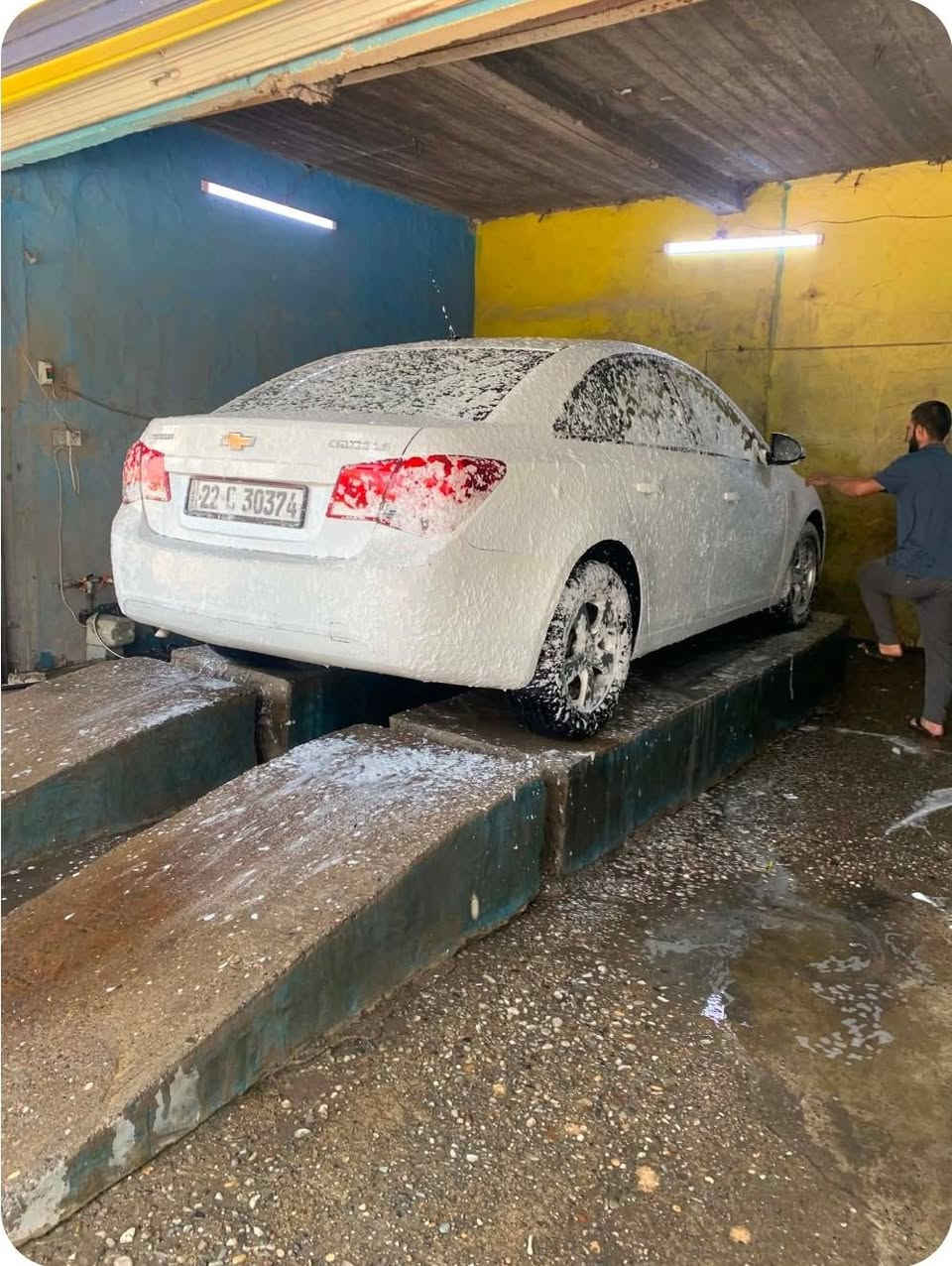 شوفرليت كروز ٢٠١٢ محرك اوبترا 
بدون صبغ خليجي 
بيها بارد  مكانين 
طخم جديد 
تبريد 
شرط التحويل 
سيارة جاهزة من كلشي 
رقم اربيل 
مكان السيارة موصل بسعر ٧٦$وبيها مجال  للتواصل الاتصال بالرقم ***********
