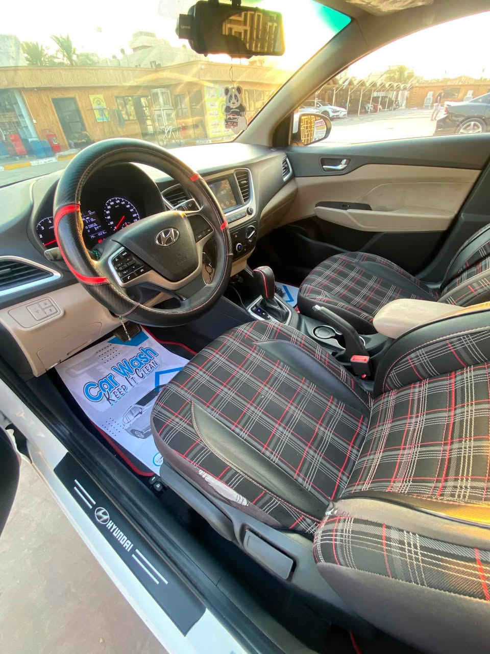 سلام عليكم
🚘 هيونداي أكسنت 2023 خليجي للبيع – بغداد

🔹 موديل 2023
🔹 وارد خليجي
🔹 ماشية 65 ألف كم
🔹 محرك 1.6
🔹 كير أوتوماتيك 6 سرعات
🔹 دفع أمامي
🔹 شاشة + بلوتوث + USB
🔹 كاميرا خلفية
🔹 ABS + مانع انزلاق ESC
🔹 تحكم بالمقود
🔹 مرايا كهربائية
🔹 تكييف بارد
🔹 السيارة مرتبة ونظيفة

ملاحظة ( الدعامية امامية امبدله جديدة تكرمون انضربت بجلب وطارت ربعها وبدلتها) وعندي صورة ضربه 

📍 بغداد

💰 السعر: [140$] وبيها مجال 

☎️ للتواصل: [***********] موجود واتس او ماسنجر

للجادين

