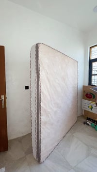 دوشك نفـرين نضيف للبيـع بسعر مناسب للاستفسار 07832559669