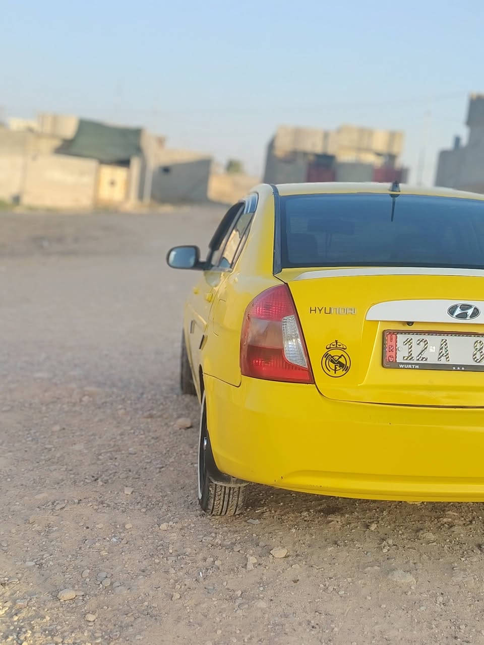 اكسنت ٢٠١٠ • وراد كوري • فيها كاربون