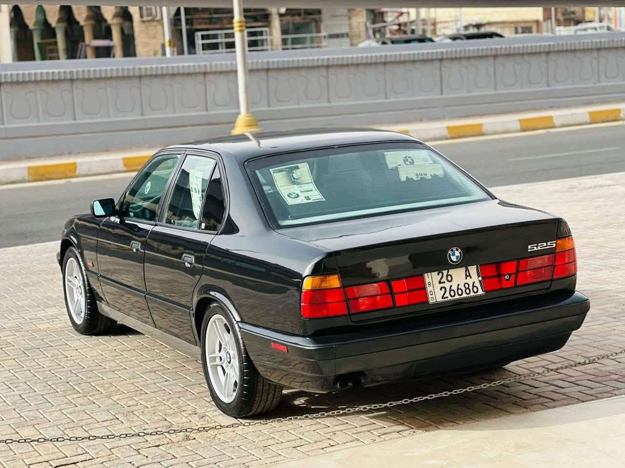 525للبيع موديل 94كير محرك شرط رقم صلاح الدين مشروع وطني بسمي سعر 55وبيها مجال العنوان كركوك ‭***********‬
