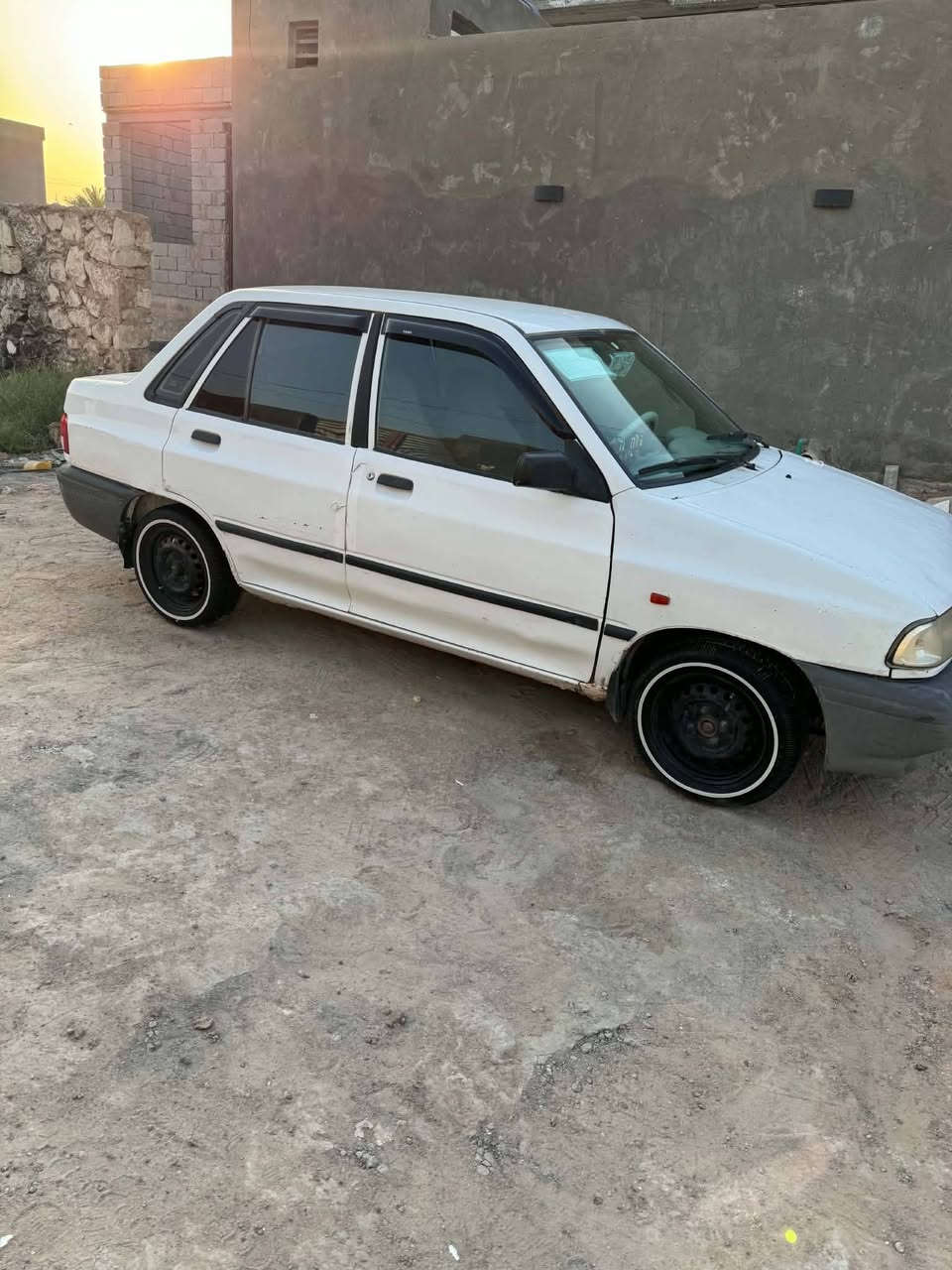 سلام عليكم سايبا للبيع او مراوس بيجو بارص او 405
مديل 14 كير ومكينه سياره جاهزه 
مكفوله من ضربه 
ماعايزه شي كشرها حلو نضيفه
 سياره  بسمي  رقم انكليزي قادسيه 
تبريد ثلج  واتساب او اتصال ***********
