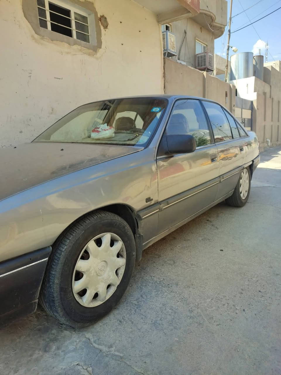 اوبل اوميكا حجم 20 موديل 90 رقم مسطره بأسمي محرك كير شرط ، طخم جديد ورا كدام ، كشرها كدام العين بالواقع احلا  بدون ضرر.  السعر35 ورقه                                #مكلف_بالنشر
***********
***********
اوبل اوميكا حجم 20 موديل 90 رقم مسطره بأسمي محرك كير شرط ، طخم جديد ورا كدام ، كشرها كدام العين بالواقع احلا  بدون ضرر.  السعر33ورقه                                #مكلف_بالنشر
