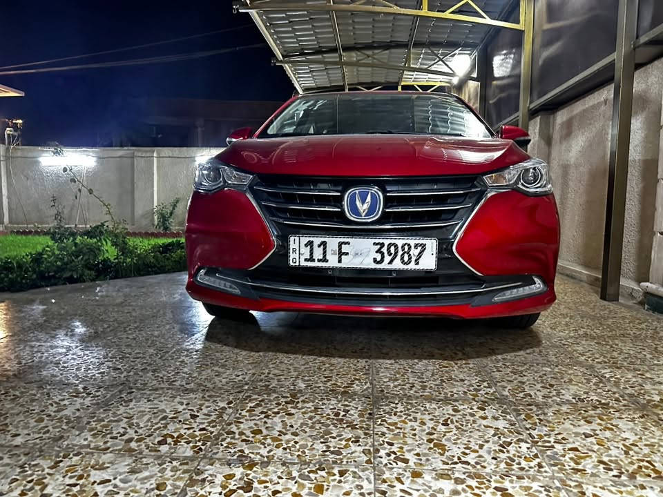 🚘 للبيع | شانجان السفن موديل 2025

✨ السيارة زيرو وبحالة الزيرو
📍 مرقمة وجاهزة – بغداد | رقم حلو

🔹 المعلومات والحالة:
• ماشية فقط 724 كم
• السيارة بعدها بوضع الزيرو
• كفالة عامة من الشركة
• لا صبغ ❌
• لا بارد ❌
• لا رصعة ❌
• فقط خدوش بسيطة جدًا، وما تبين إلا بالتدقيق
• مسويلها سونار من أخذتها من الشركة للتأكد من حالتها
• دوسات إضافية جديدة
• مبرمجة من الشركة على البنزين العادي
• البرمجة من الشركة رسميًا والحمدلله ما بيها أي أدوانز
• الضمان مستمر من الشركة

🔹 المواصفات:
• فتحة سقف كهربائية
• محرك بنزين ⛽
• ناقل حركة أوتوماتيك
• دفع أمامي
• 5 مقاعد
• شاشة وسطية
• كاميرا خلفية 📷
• حساسات خلفية
• تحكم بالمقود
• بلوتوث
• USB
• تكييف
• نوافذ كهربائية
• مرايا كهربائية
• قفل مركزي
• جنوط ألمنيوم
• إضاءة LED
• نظام ABS
• وسائد هوائية
• مقاعد جلد
• هيتر بالمرايات الجانبية
• مثبت سرعة

🛠️ الصيانة:
• تبديلة دهن مجانية لأول مرة من الشركة
• السيارة ما زالت ضمن الضمان

💰 السعر: 17,000,000 دينار
🔸 يوجد مجال بسيط جدًا

📍 العنوان: بغداد – الدورة
📞 للتواصل: ***********
📱 واتساب واتصال
