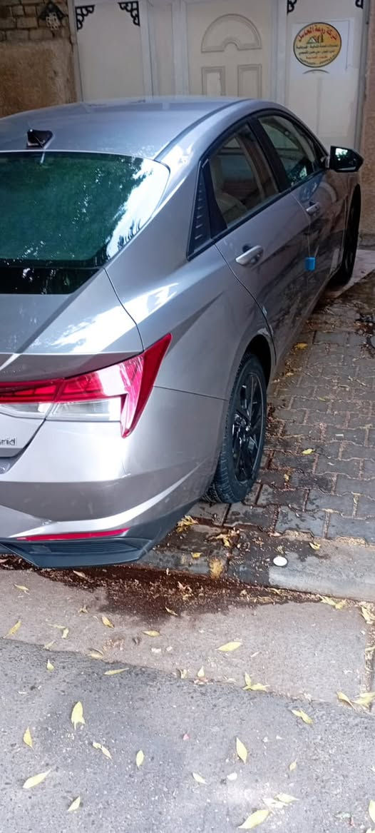 سلام عليكم مكلف بالنشر ..!
انتره هايبرد موديل ٢٣ سياره  وارد امريكي كلين دون ضرر
موصفاته معروفه رادارات وكامره دواره سياره جاهزه على آخر حبايه سعر ١٥٠ وبيه مجال لشراي أي ستفسار رقم صاحب سيارة  ( ‭ ***********‬ )مداور ثاني يوم …!
