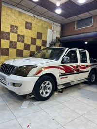 سيارة • ماكو تفاصيل