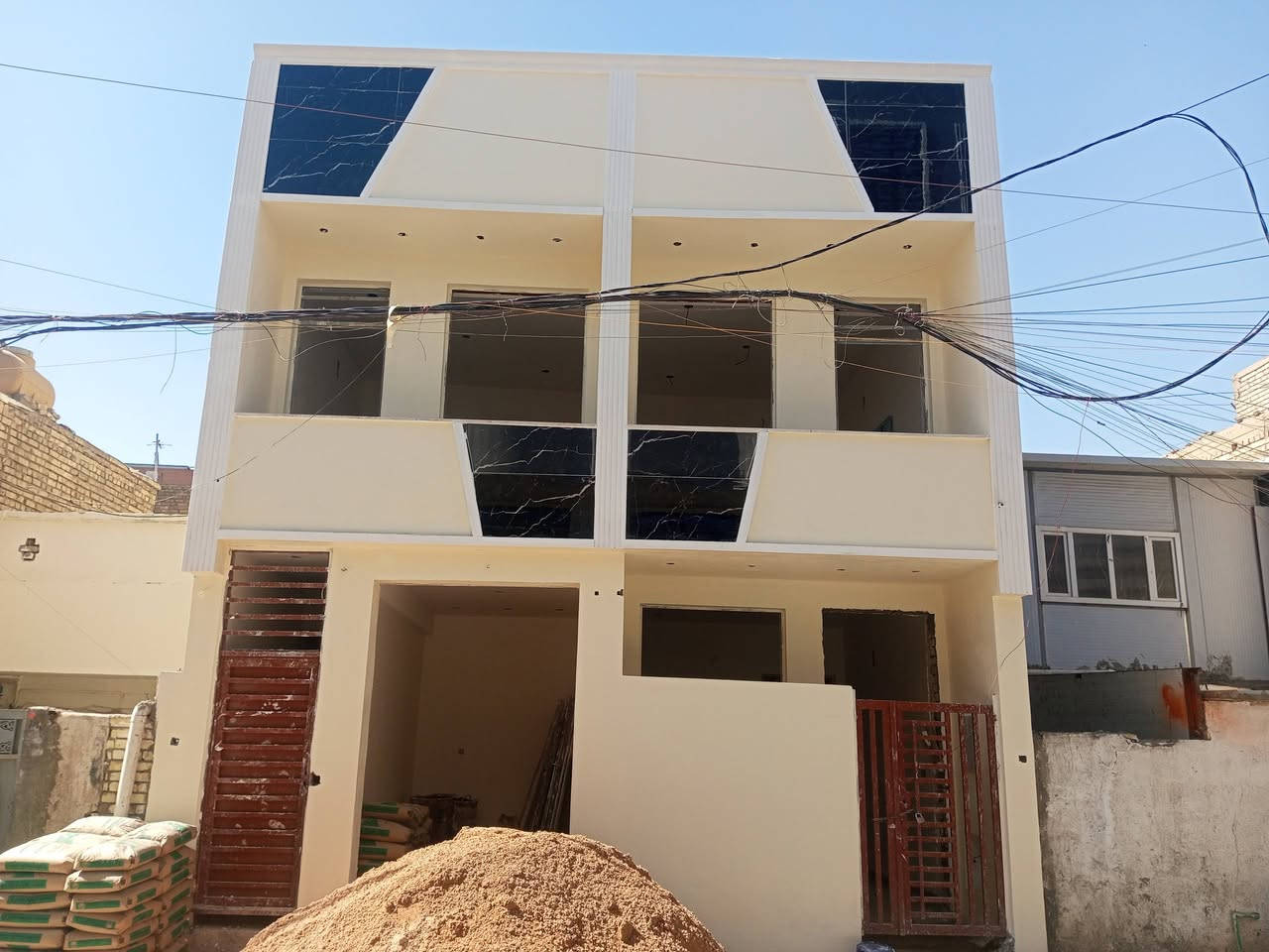 شغل درجة اولي البخ والنثر سقل البخ مساطر البخ تصفير البخ تقطيع تشمع شغل بغداد كل المناطق تتصل ***********/***********
