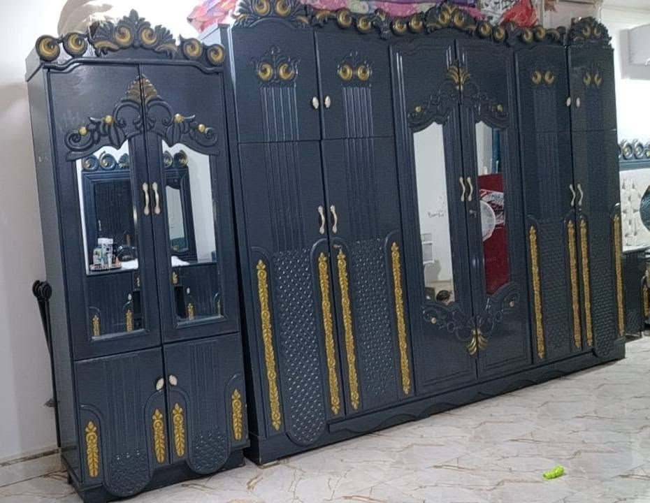 غرفة نوم للبيع نضيفه نجاره عراقيه
***********
