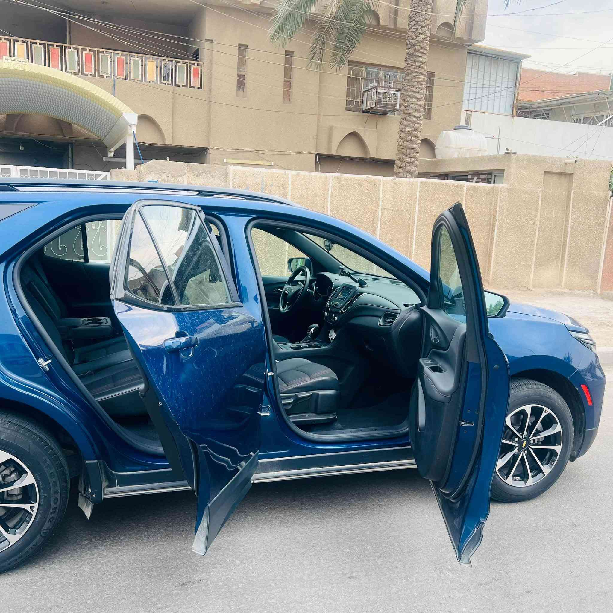 السلام عليكم 🌹شوفرليت ايكونكس 2023  LT للبيع
مواصفات LT الشكل الجديد   محرك 1500 تيربو فول ماعده السلايت  رقم اربيل  تحويل بشرط
المواصفات : بصمة  / تشغيل عن بعد / شاشة كبيرة / رادار جانبي  وامامي / كرسي كهرباء تدفئه كشنات  / هندبريك دكمة / LED امامي / جنطة كهرباء / حساسات / تحكم ستيرن /   نضام تعليق- يعني بل صعود تشيل رجلك من وحدها تسحب هاند بريك /كروس سرعة / بلوتوث / اواكس قطعتين تبريد / اطفاء ذاتي  سياقه ذاتيه تحديد مسار   اوتو ستوب./ اضائه العالي اوتو 
السياره نضيفه كلش حادثه صندوك  فقط بجم كبس  برغي ممفتوح بي بدون ايرباك بدون دواخل بدون كلشي  سبيرها منازل صور الحادث مرفوقه بل منشور ماشيه 52 كيلو 
‏سعر 175
‏عنوان بغداد***********
