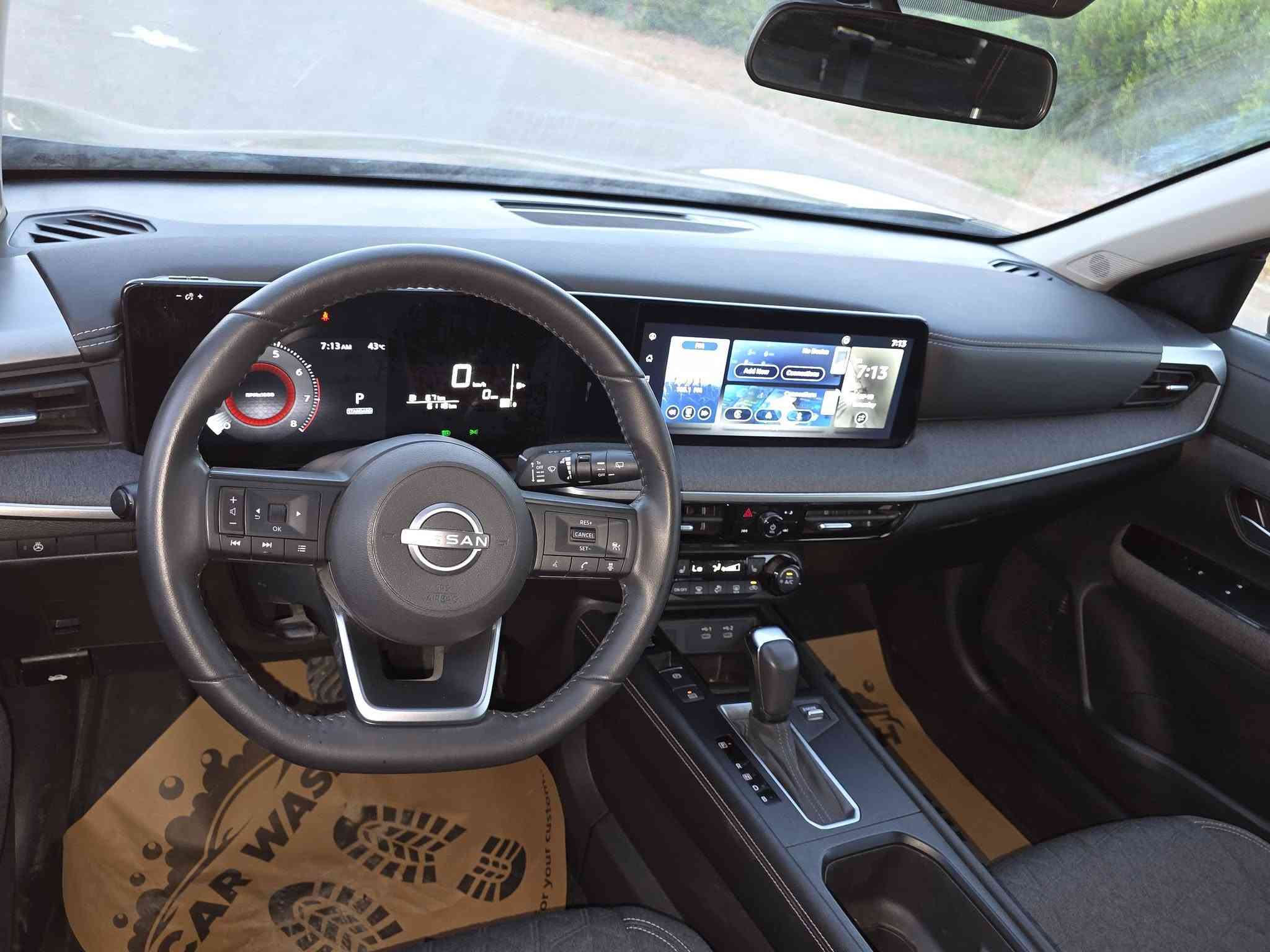 نيسان كيكس 2025 sv AWD
فول مواصفات عدا الفتحة
بدون صبغ فقط مكانين تكحيل وتصليح pdr
بدون ارباك بدون دواخل 
كير محرك كهربائيات بشرط 
ماشية 6 الف كم فقط يعتبر زيرو 
شغال 
شاشة كبيرة 
شحن موبايل  وايرليس 
ويل كروم 
بصمة ابواب 
دبل اكسل 
كشنات هيتر 
ستيرن هيتر 
رقم شاصي موجود بالصور 
مكان السيارة اربيل وتترقم شمالي فقط 
للاستفسار عالواتس اب رجاءا 
***********
