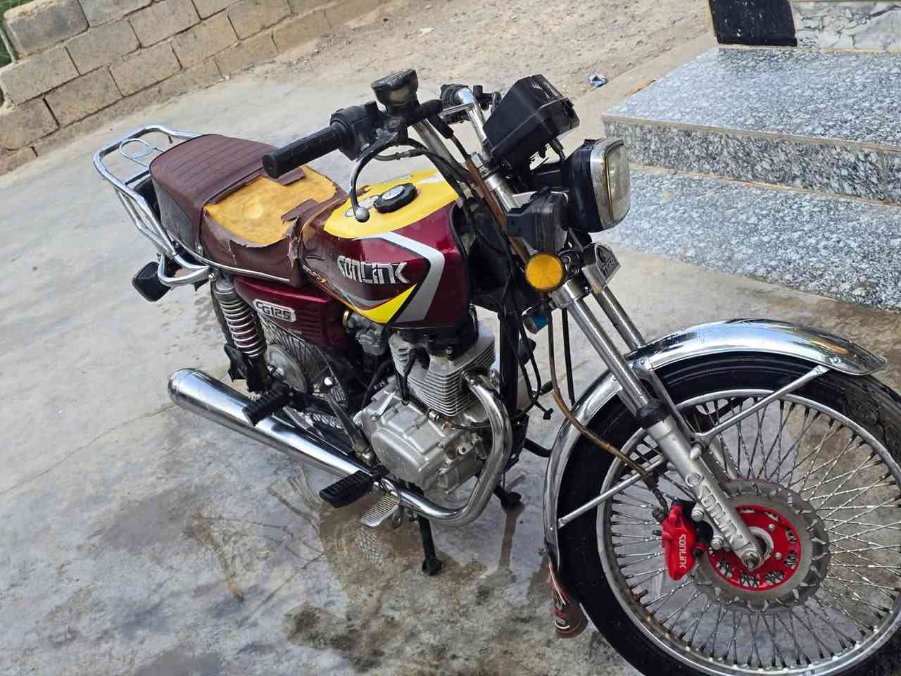 السلام عليكم
Tiger Sonlink CG125
دراجه خير من اللّٰه نضيفه تحتوي على مفتاح احتياط وورقه شركه فقط
سعرهه 500
عنوان / ديالى بعقوبه / الهويدر
لاستفسار مراسه الصفحه او الاتصال على
***********
