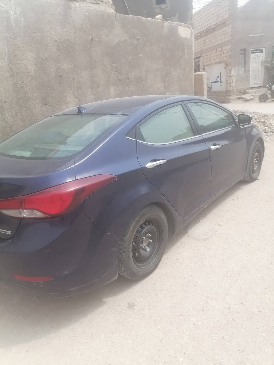 النترا امريكي. مديل ٢٠١٥  ضربته البنيد. تصليح.التبريد عوزه كمريسر. عاطل. سياره مكانها ناصريه سوق الشيوخ 
*********** السعر بل ٩٠ وبيه مجال
