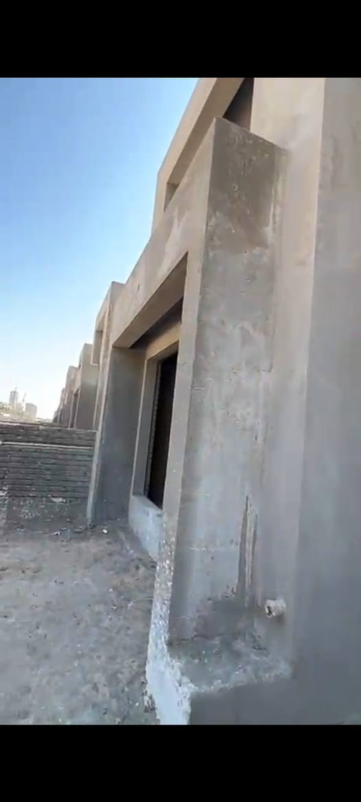 (كادر لبخ من الفلوجه‪(***********)
سقل ناعم ب 6
لبخ ونثر ب6
لبخ اجراره ب5
تصفير مصاطر ب7
التشميع ب3
جص وبورك ب7
الواجهات قطعي

نص مكتوب في الصور:
- انقر لعرض لقطة الشاشة.