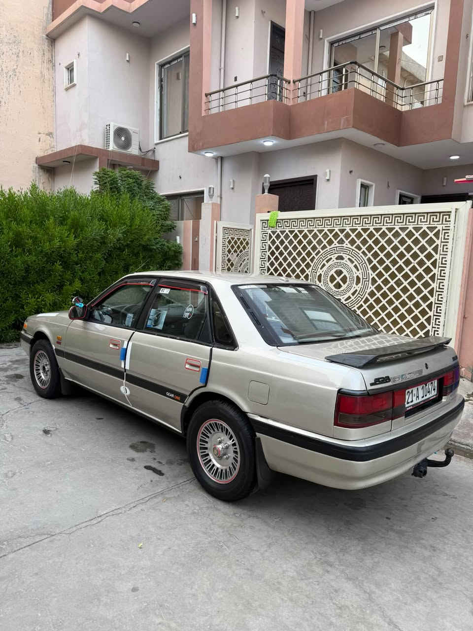 سلام عليكم ورحمة الله وبركاته اخوان عندي مازدا ٦٢٦ ٨ بخ موديل1987 بدون تبريد سياره ٤ جام كهربائي صقف سلايت قفل مركزي لا صرف ولا باخار ٤ تايرات جديد شادها  سنويه لل 2030بسمي شرت تحويل وكالة عنوان كركوك ***********سعر 41

