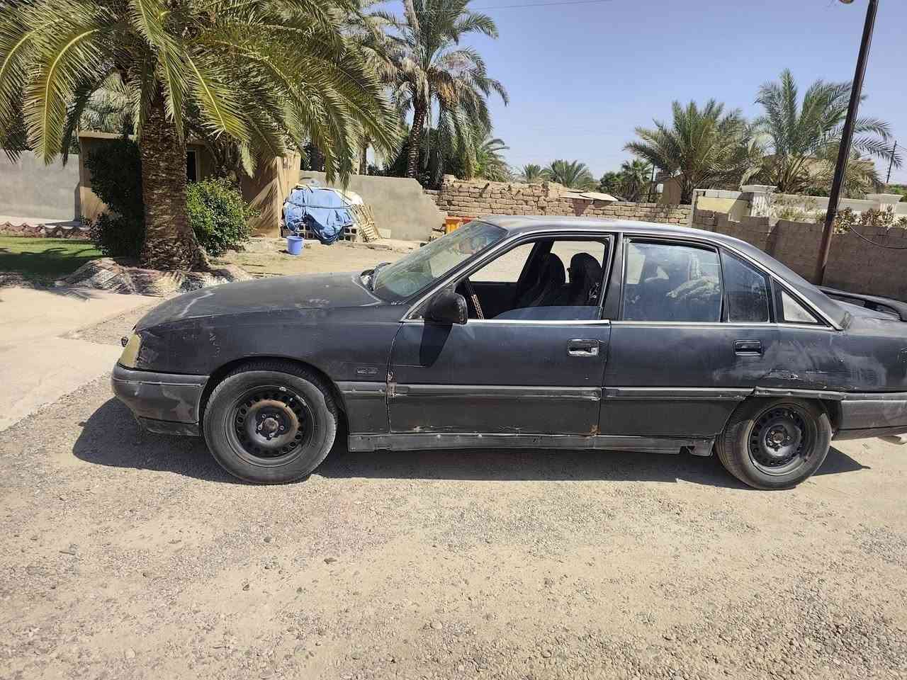 السلام عليكم للبيع اوبل اوميگا 20 رقم كركوك ألماني مشروع وطني لل٢٧ گير محرك صدر كهربائيات كلها بشرط السياره جاهزة ماتصرف عليها ربع.
السعر ٢٠ وبيها شويه مجال 
المكان تكريت العلم 
***********
***********
