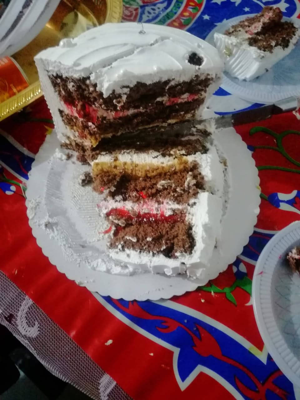 صنع كعكنا وحلوياتنا بحب، لنكون جزءاً من أجمل لحظاتكم وأحلى ذكرياتكم."9647509738547

نص مكتوب في الصور:
- بكل حب وجهد نقدم لكم الكيك والمعجنات الطيبة
- الرزق محسوم ومكتوب من الله عز وجل، ولا يمكن لأحد أن يمنع عنك رزقاً كتبه الله لك
- عشقي حسين الديلمي
- كيك الأميرات
- Nouran.5320244
- ***********
- Happy birthday, Nune
- الرزق مقسوم ومكتوب من الله عز وجل، ولا يمكن لأحد أن يمنع عنك رزقاً كتبه الله لك.
- عفاف حسين السياحي f
- كيك الأسرات J
- 61325244
- 738547
- مبارك النجاح
- زهو نبو